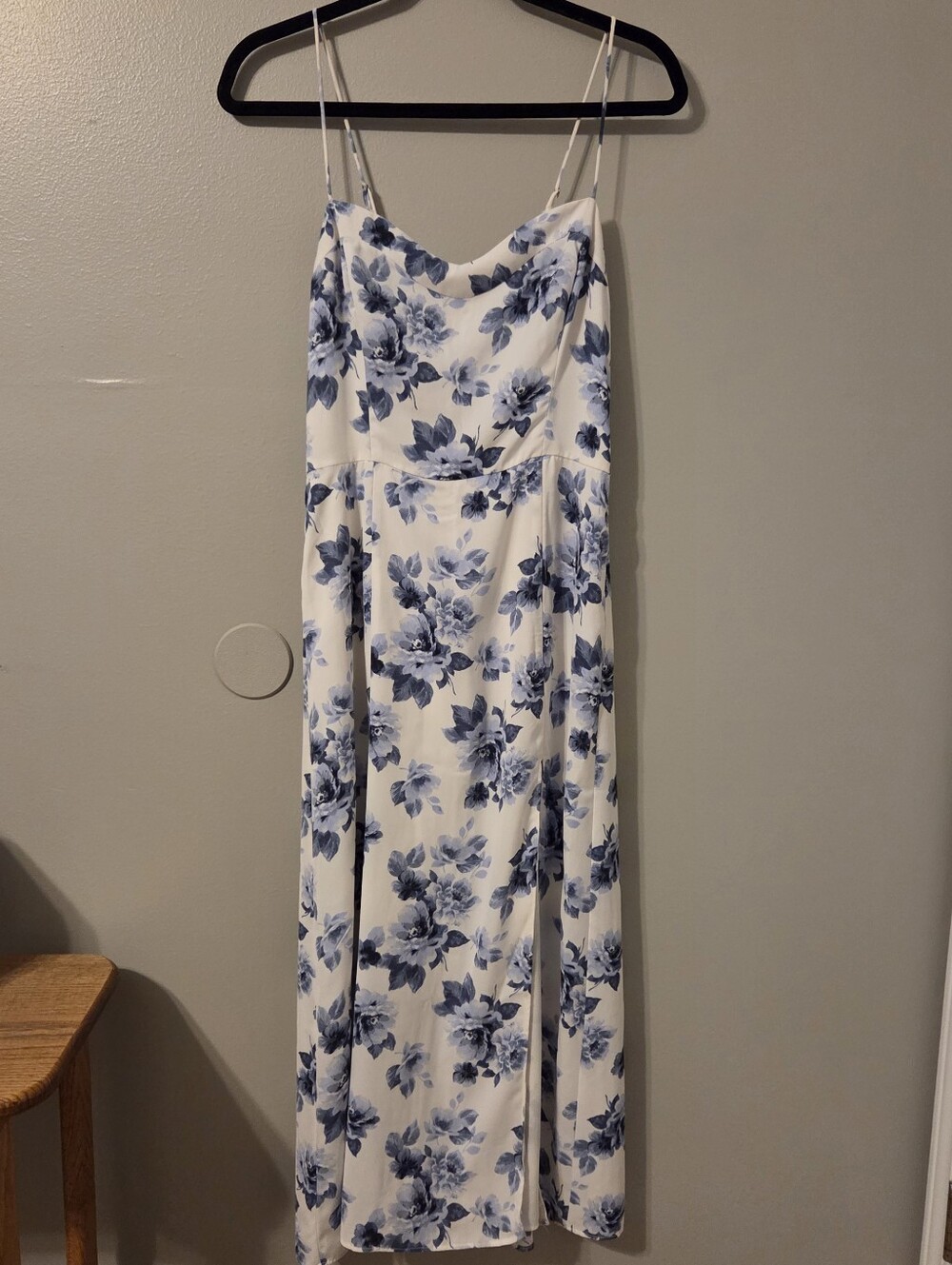 Abercrombie & Fitch Womens Camille Blue Floral Smocked Midi Dress. Sz S - Picture 5 of 10